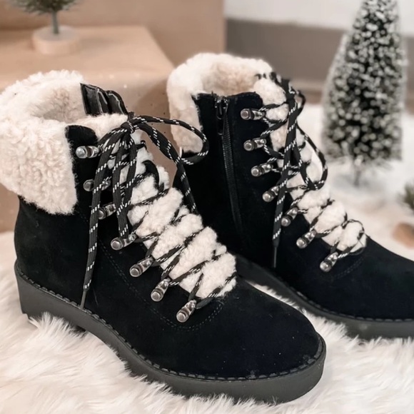 Shoes Nwt Chunky Lace Up Sherpa Fur Hiking Boots Black Poshmark